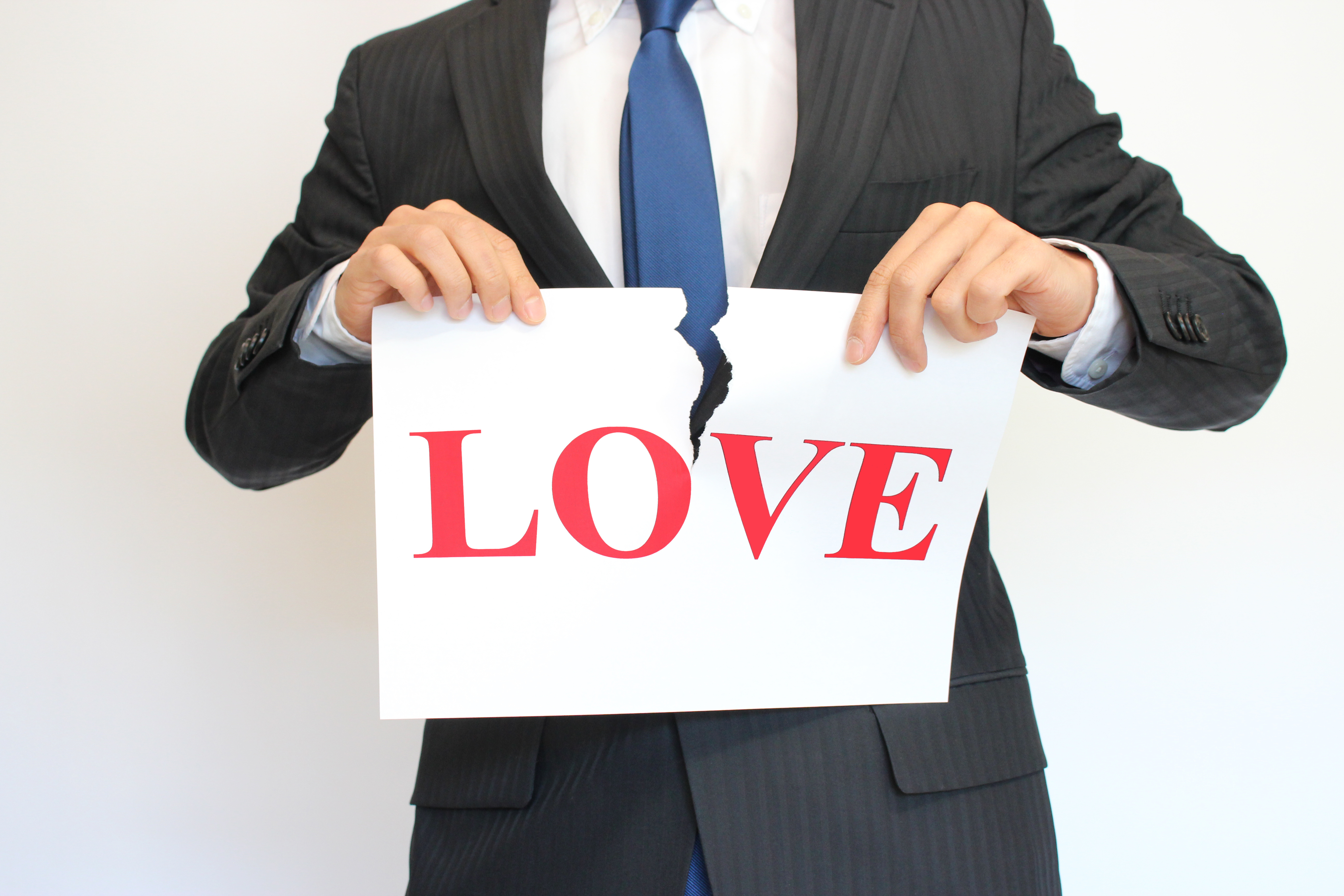 HOW TO BREAK UP WITH YOUR CURRENT EMPLOYER